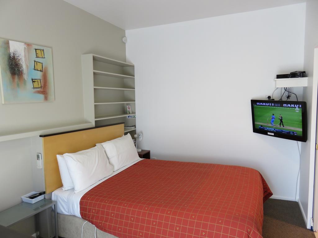 Mcwilliam Apartments Christchurch Room photo